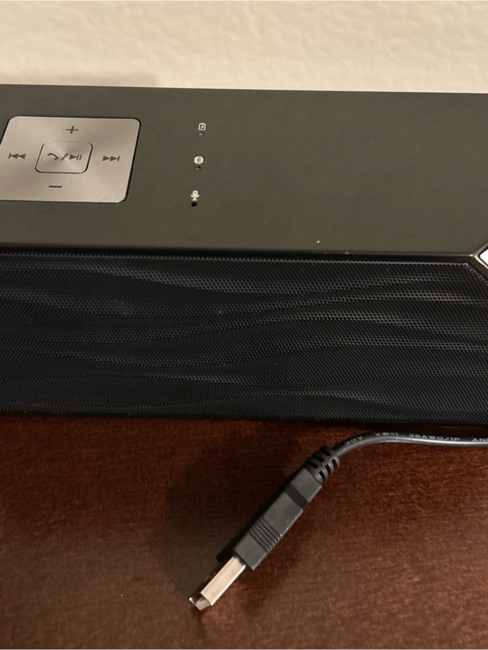 Auvio 10A12 Portable Black Bluetooth Soundbar Speaker